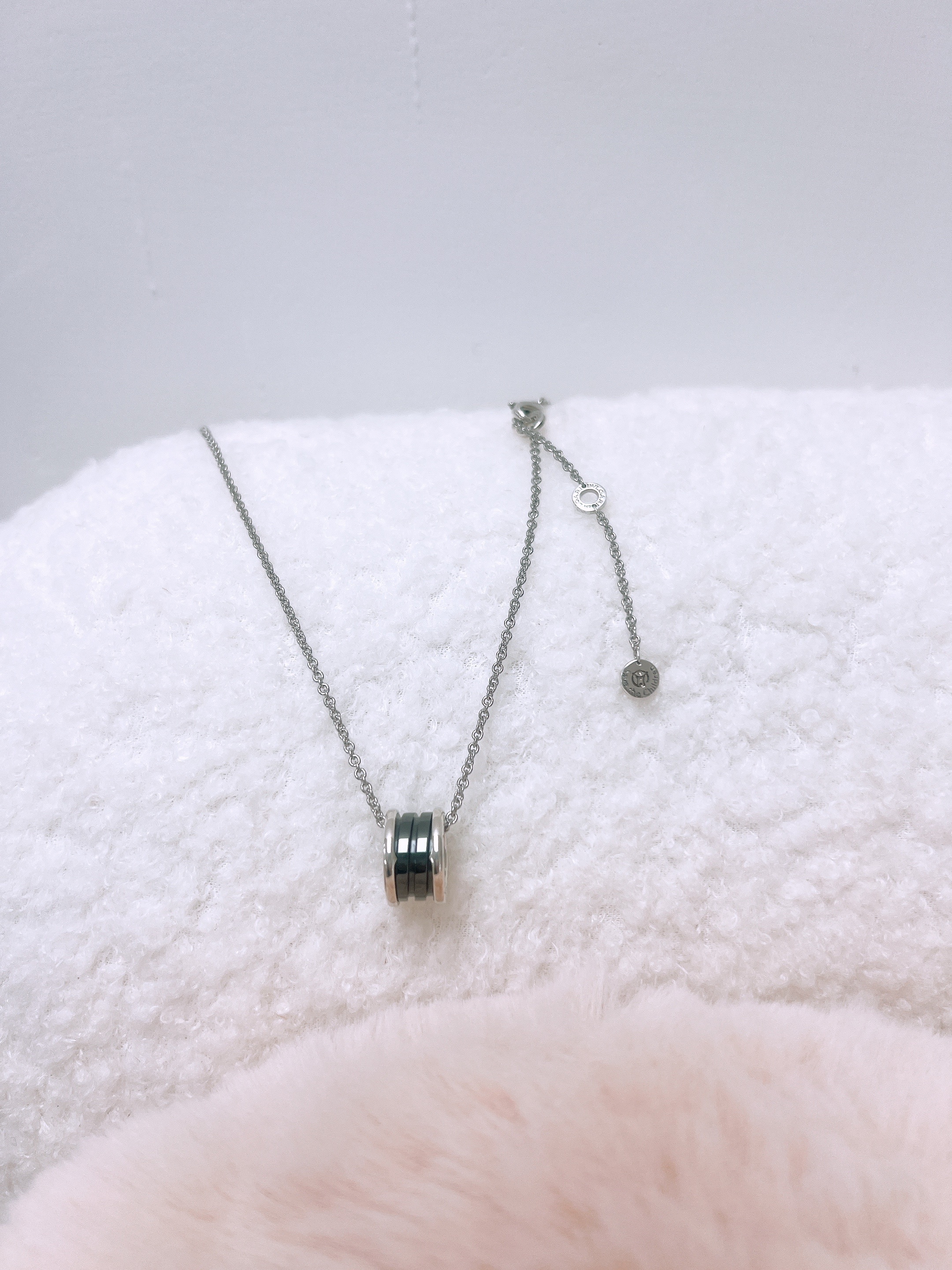 Bvlgari b.zero1 necklace (black/silver) charity version