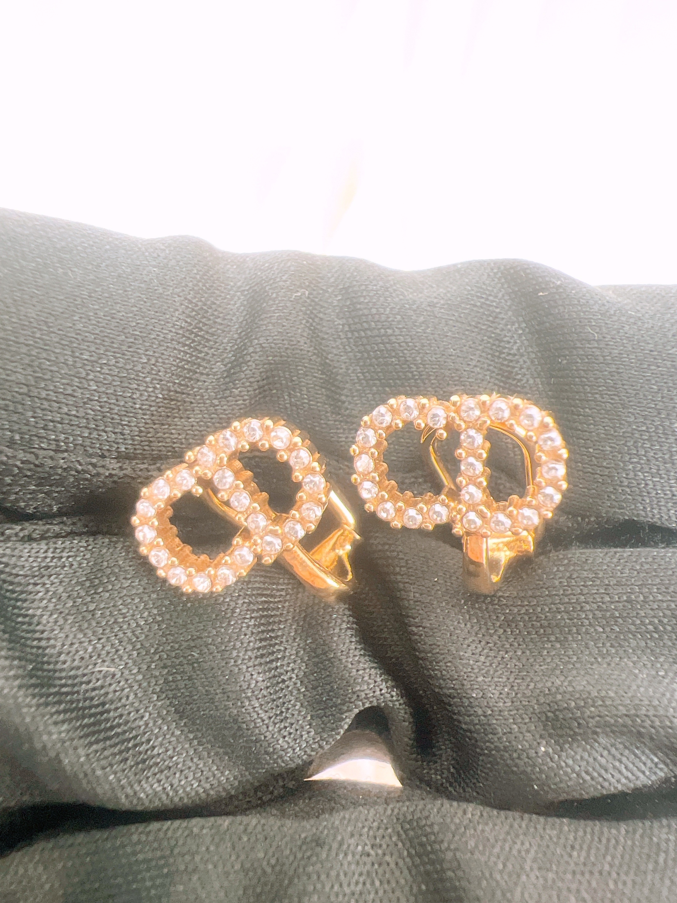 Dior clair d lune CD earrings/ earclip gold