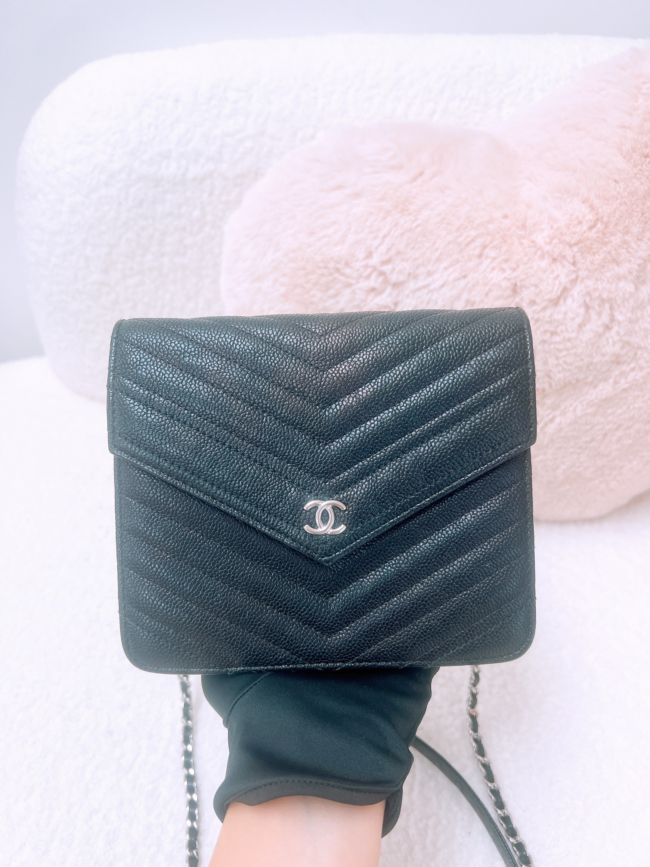 Chanel woc wallet on chain square (chevron black caviar PHW)