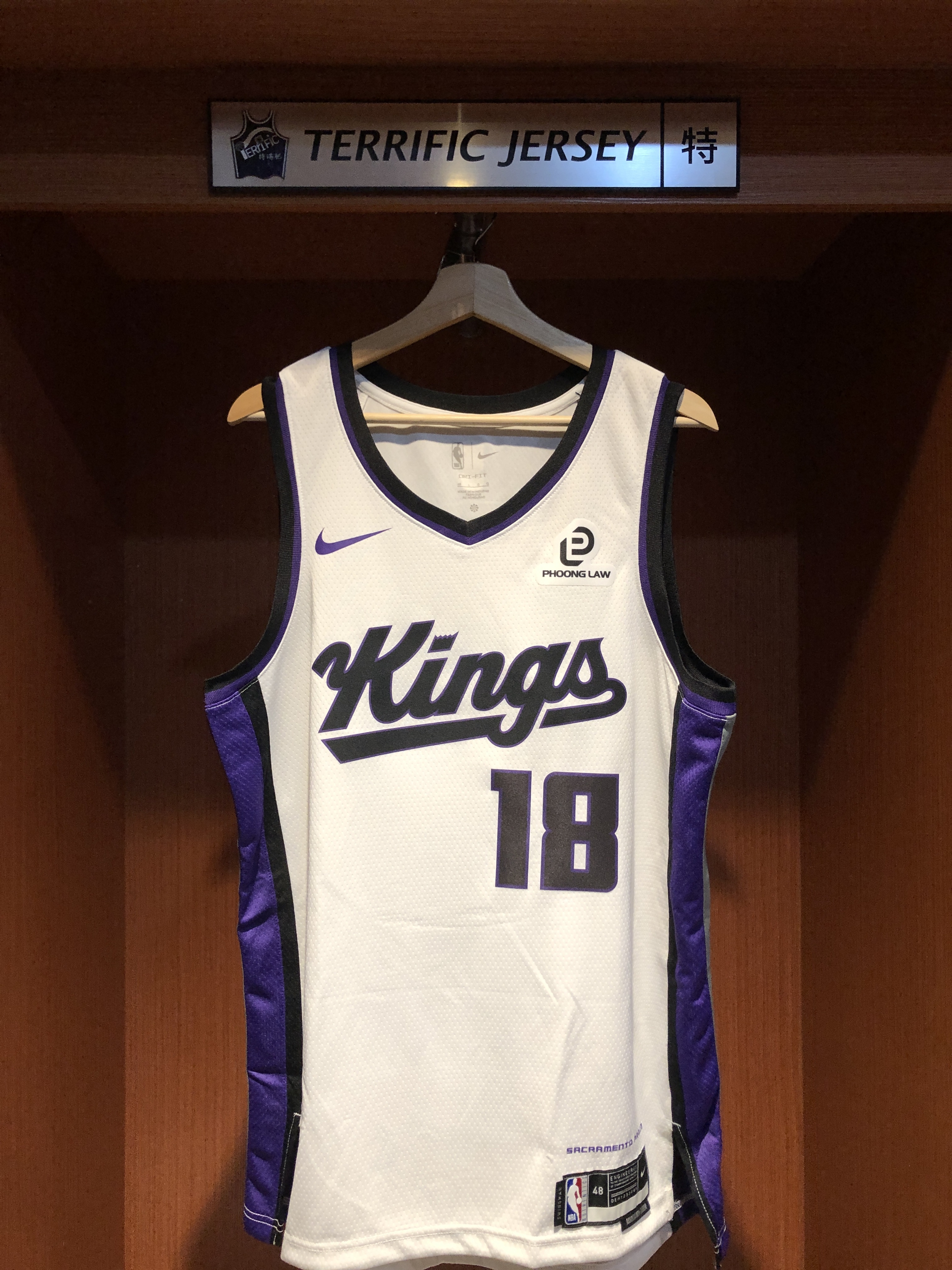 NBA球衣 Russell Westbrook 沙加緬度國王白 Association Nike Swingman 球迷版 熱轉印 含贊助商標 全新