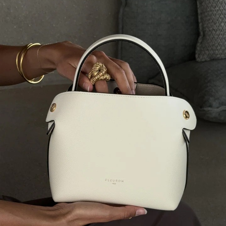 1FL0104-010 [FLEURON] Mini Swann Crème #MAF04VG0604CRM (EU)