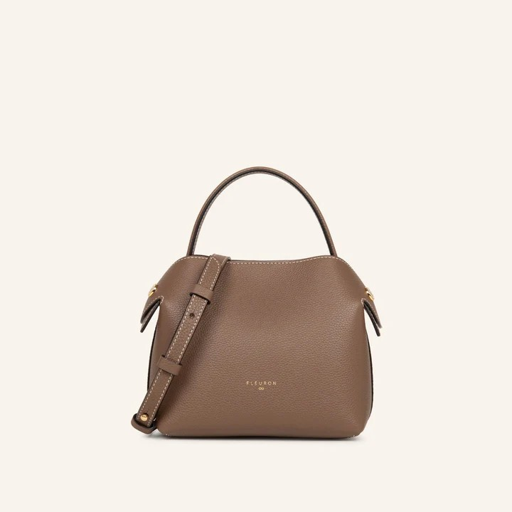 1FL0104-013 [FLEURON] Mini Swann Marron Glacé #MAF04VG1029CCN (EU)