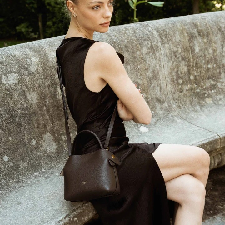 1FL0104-020 [FLEURON] Mini Swann Espresso #MAF04VG1314ESP (EU)