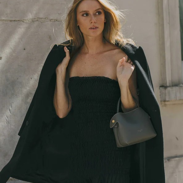 1FL0104-032 [FLEURON] Mini Swann Gris Ciment #MAF04VG5204CGR (EU)