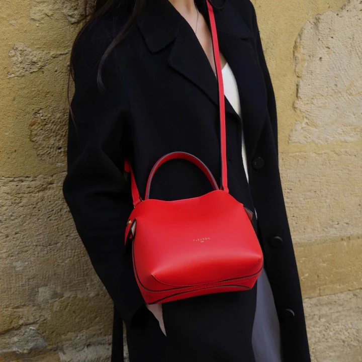 1FL0104-041 [FLEURON] Mini Swann Baie de Goji #MAF04VL1659GJB (EU)