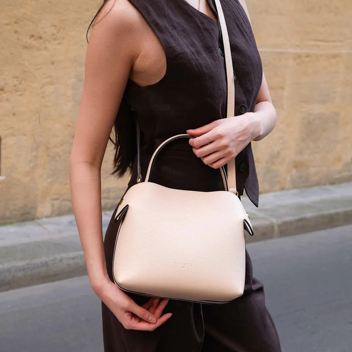 1FL0104-061 [FLEURON] Medium Swann Rose Clair #MAF06VG1209LPK (EU)