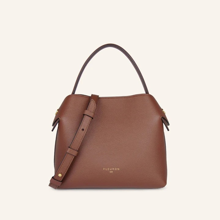 1FL0104-063 [FLEURON] Medium Swann Tiramisu #MAF06VG1233TRM (EU)