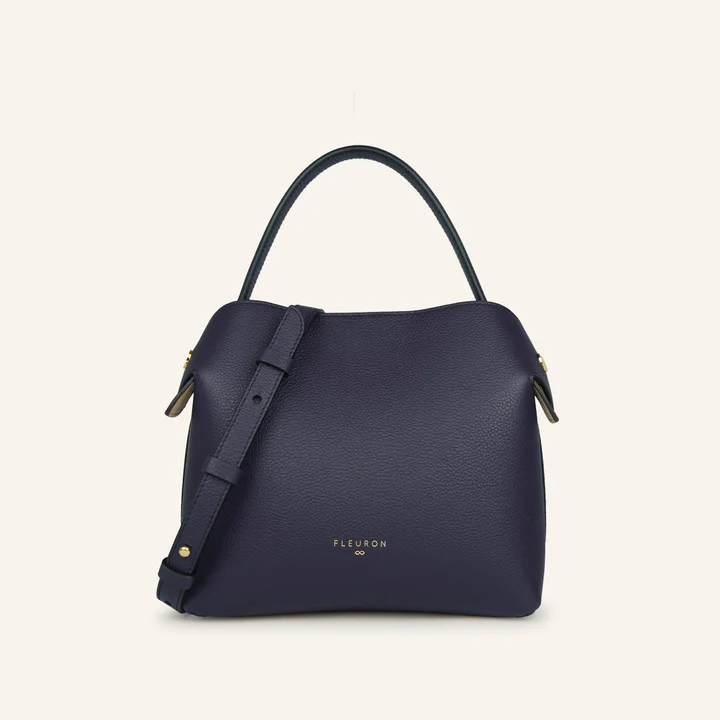 1FL0104-071 [FLEURON] Medium Swann Bleu Marine #MAF06VG3923NBU (EU)