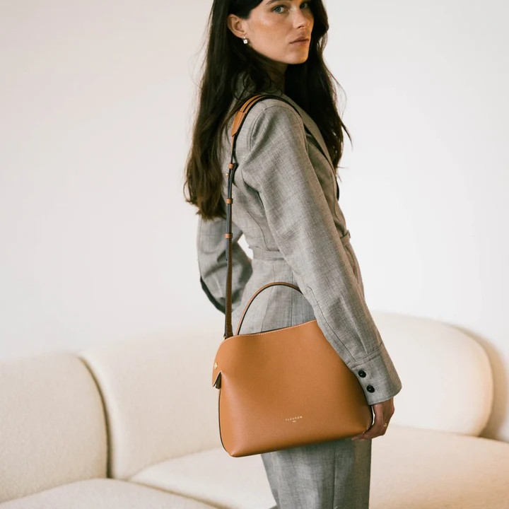 1FL0104-099 [FLEURON] Swann Caramel #MAF03VG1340CRL (EU)