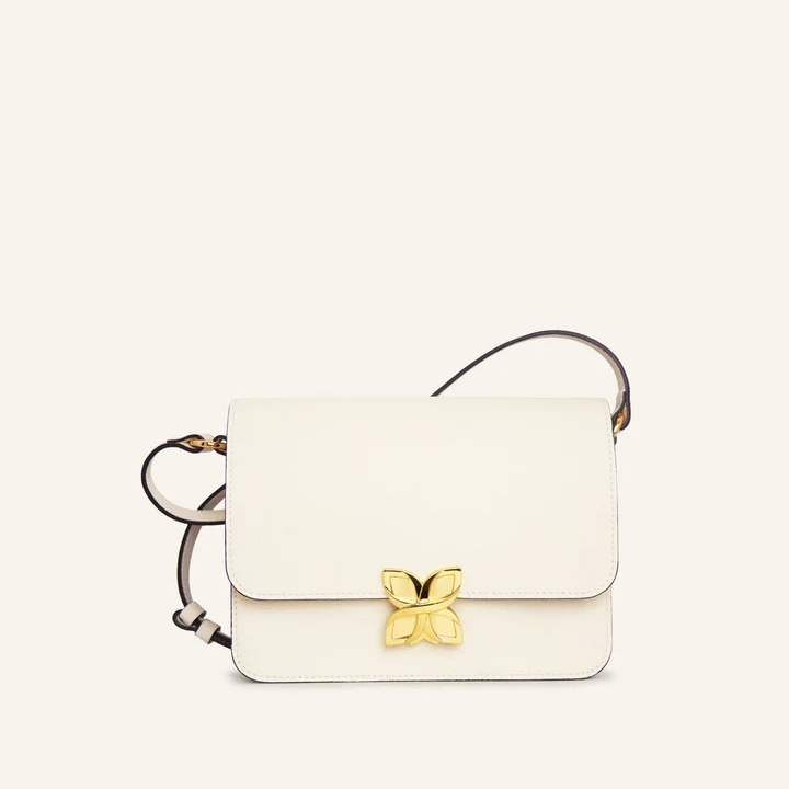 1FL0104-109 [FLEURON] Hortensia Crème #MAF12VG0604CRM (EU)