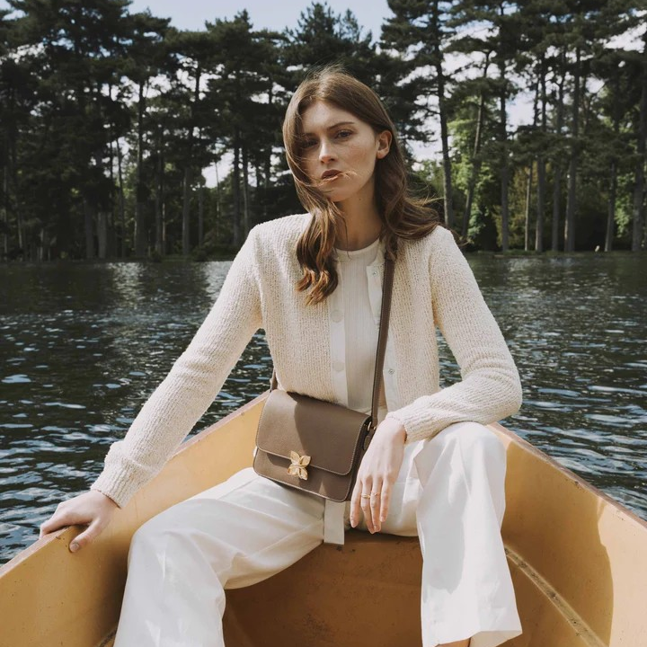 1FL0104-112 [FLEURON] Hortensia Marron Glacé #MAF12VG1029CCN (EU)