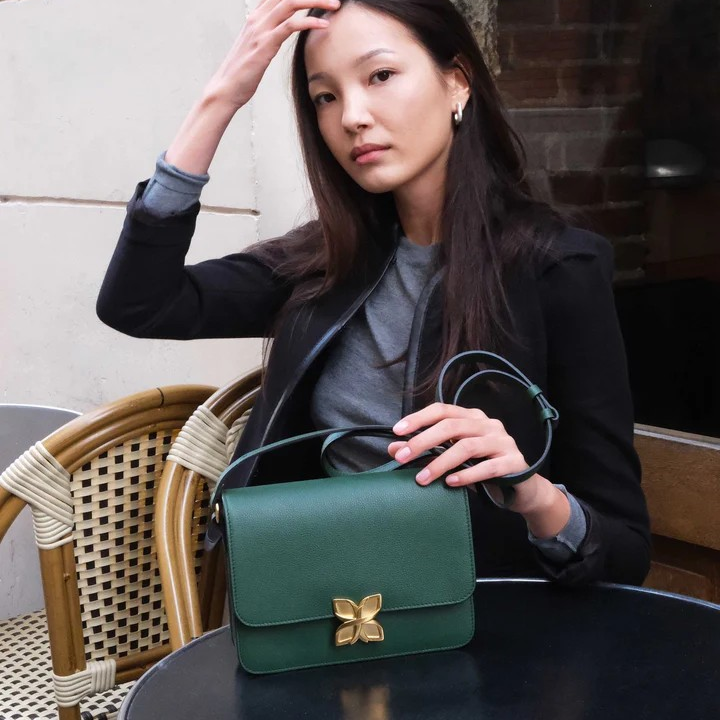 1FL0104-130 [FLEURON] Hortensia Vert Sapin #MAF12VG6311FIR (EU)