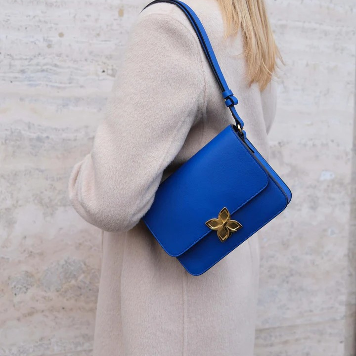 1FL0104-140 [FLEURON] Hortensia Bleu Roi #MAF12VL3949RYB (EU)