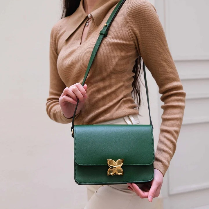 1FL0104-142 [FLEURON] Hortensia Vert Forêt #MAF12VL6050FRG (EU)