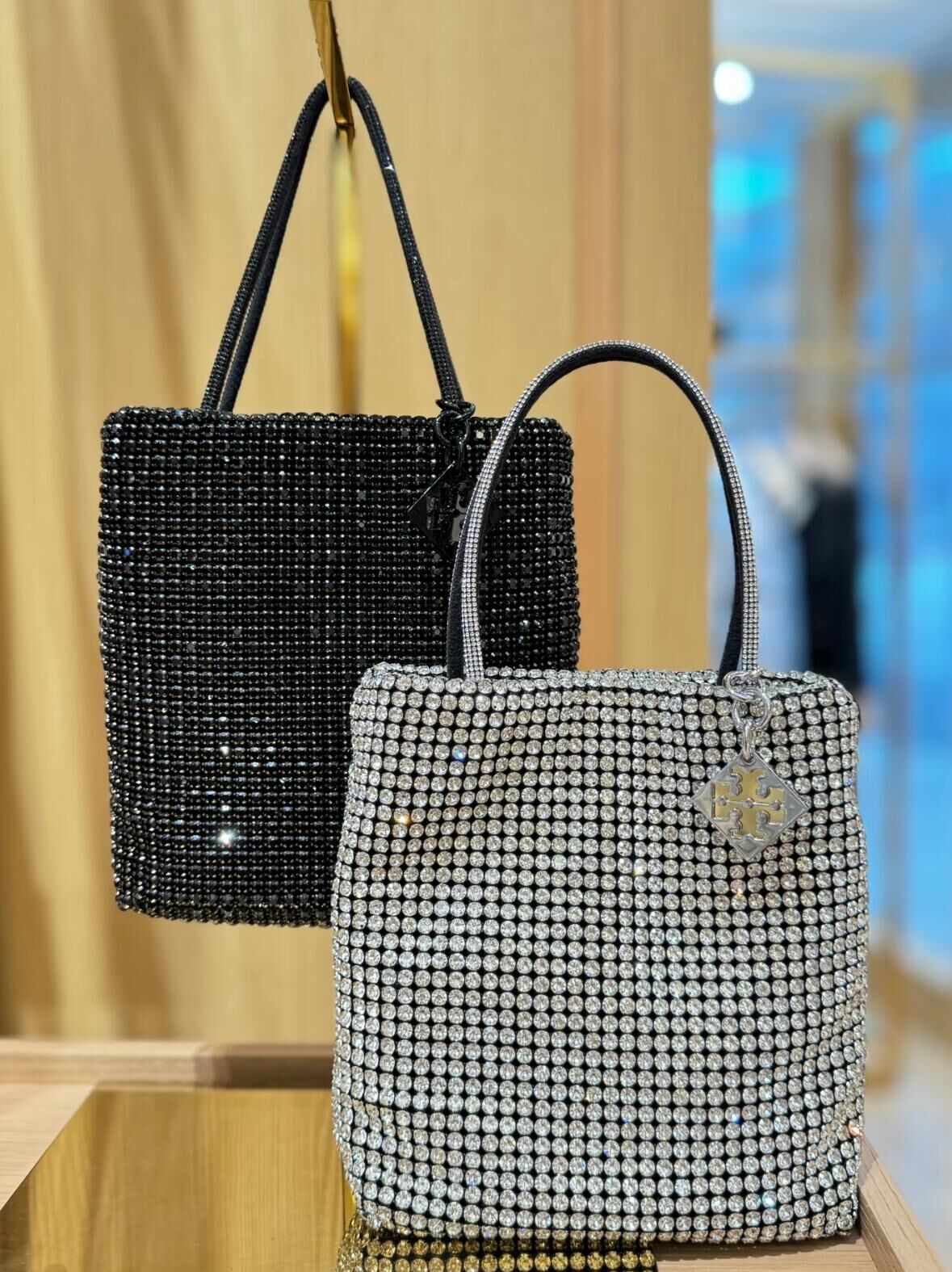 【預購】TORY BURCH H123181 NIGHT OWL CRYSTAL-EMBELLISHED MINI TOTE