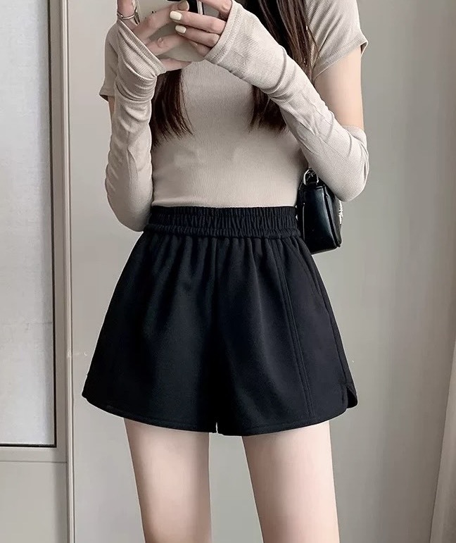 雙口袋壓線側圓弧毛呢短褲