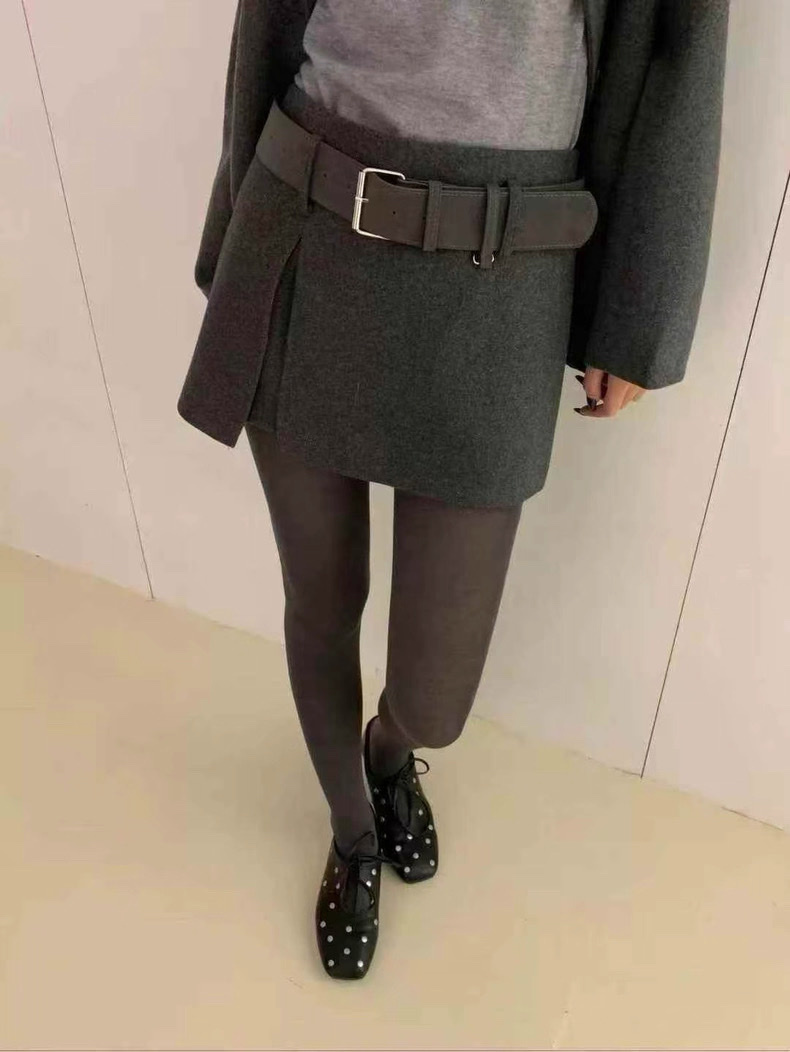 127 奢感開衩毛呢短裙