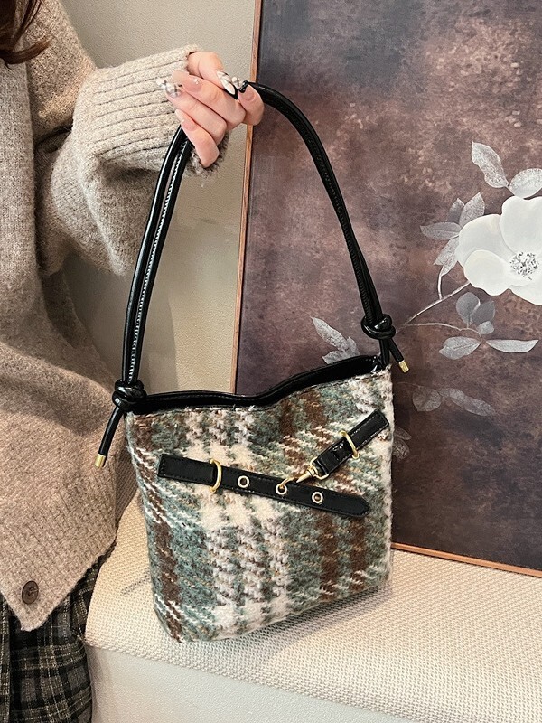 Ami Rabbit Casual Vintage Bucket Bag – Shoulder & Crossbody