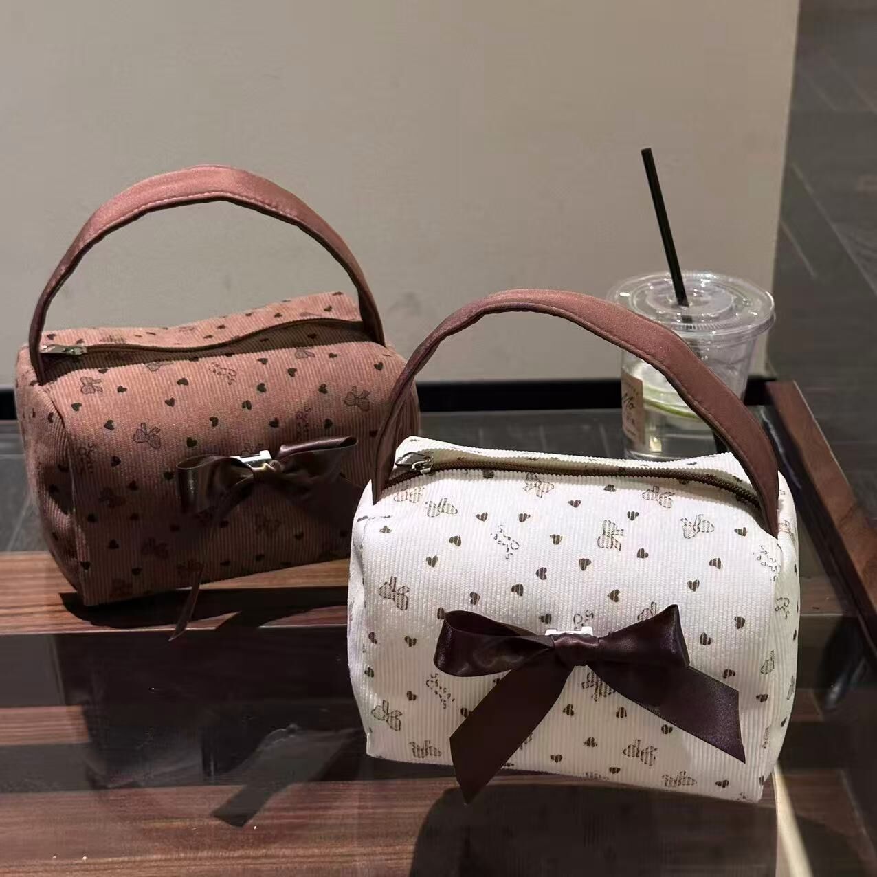 Bow Accent Large Capacity Makeup Organizer Bag