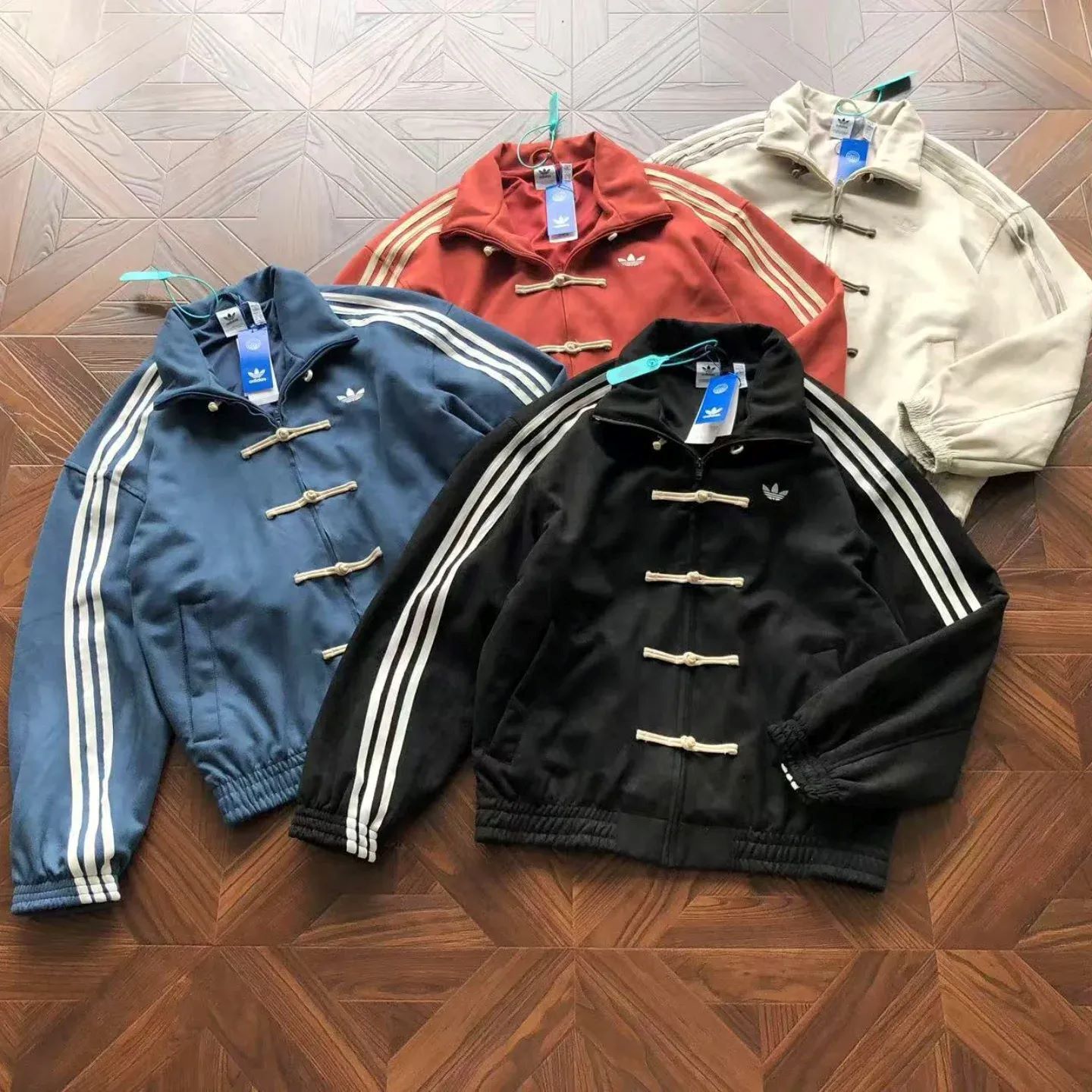 Adidas OG 麂皮企領中國風外套