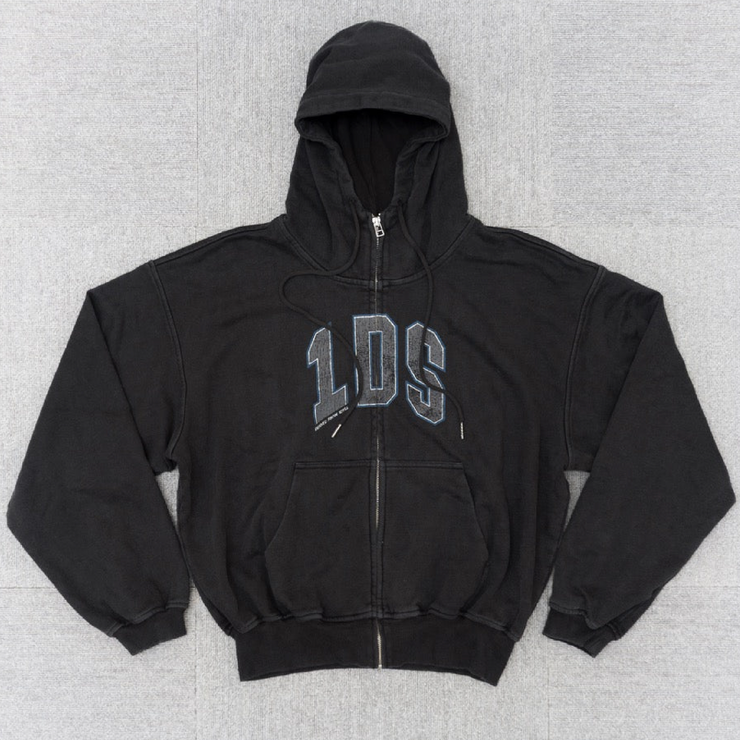 1dyll.assemblag Emblem Zip-up