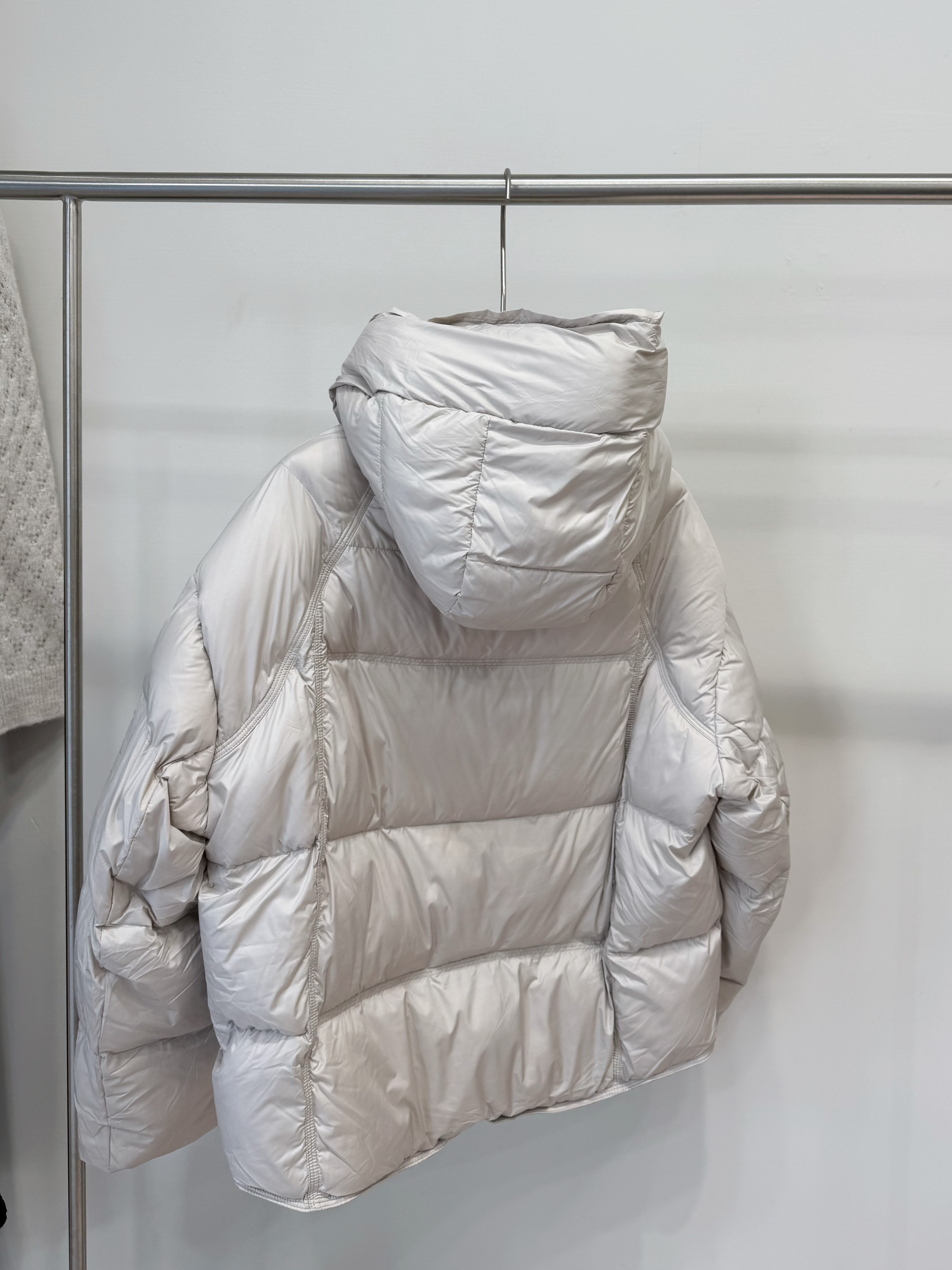 507 雲朵感泡芙鋪棉連帽外套