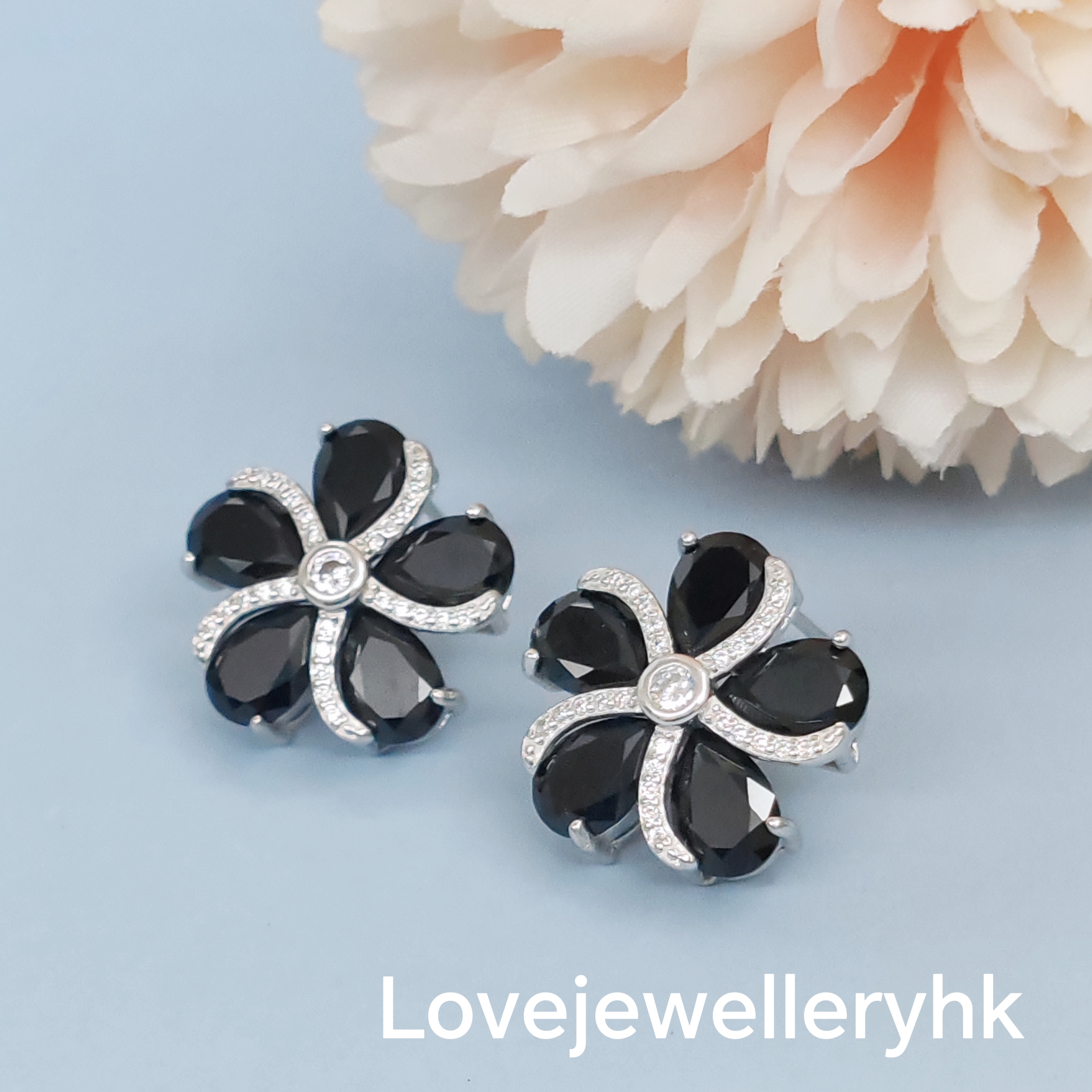 天然黑尖晶石大花朵耳環     GE041B