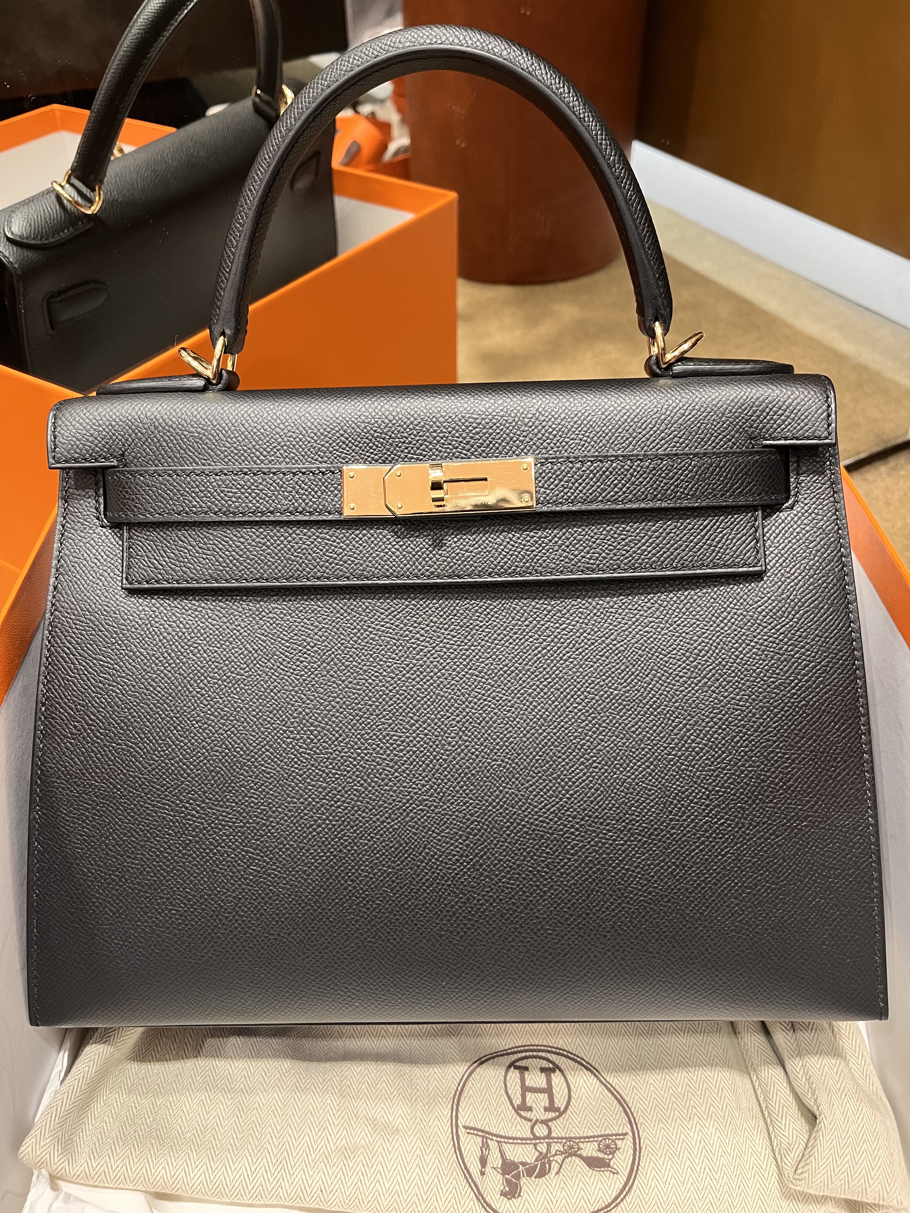 Kelly 28 89 noir cp epsom Y（二手99%新）