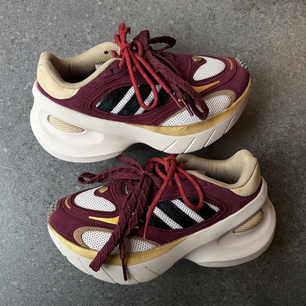 ADIDAS ORIGINALS CNY x ADIZERO GOUKANA 2026馬年限定 跑步鞋 KI7013