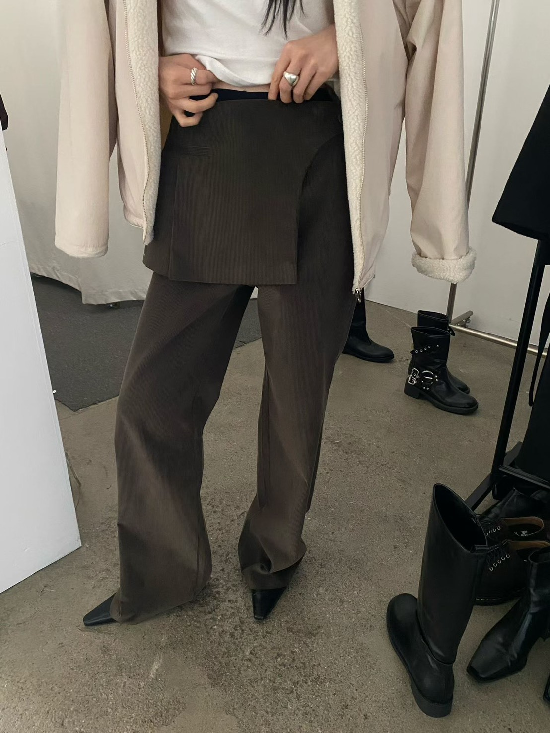 圍裙罩燈芯絨長褲