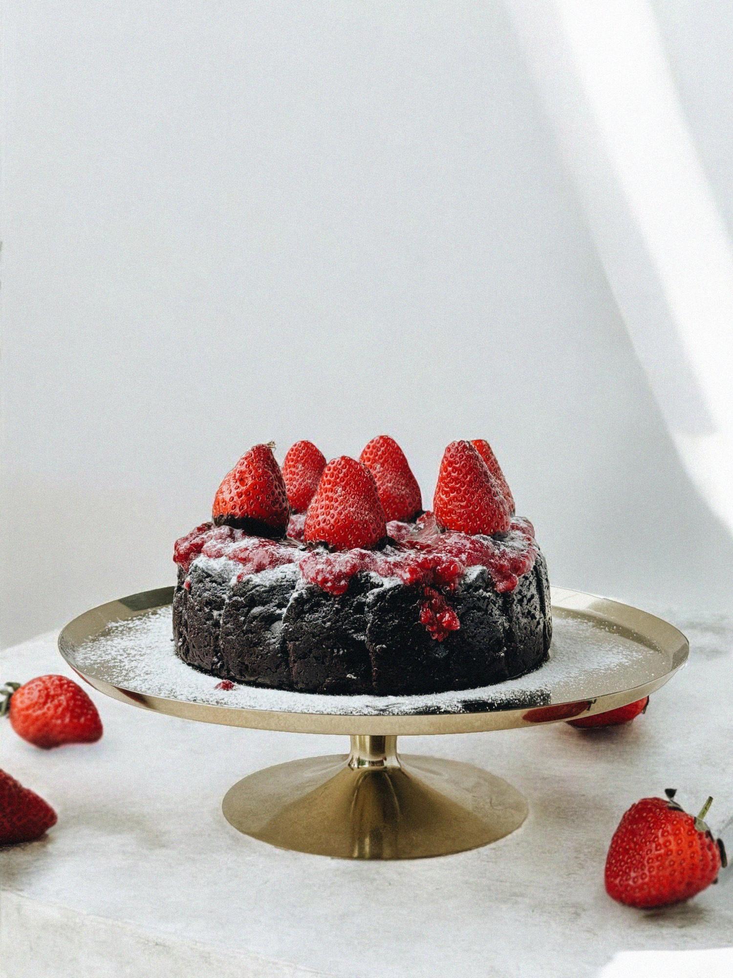 全素草莓巧克力巴斯克6吋-無麩質