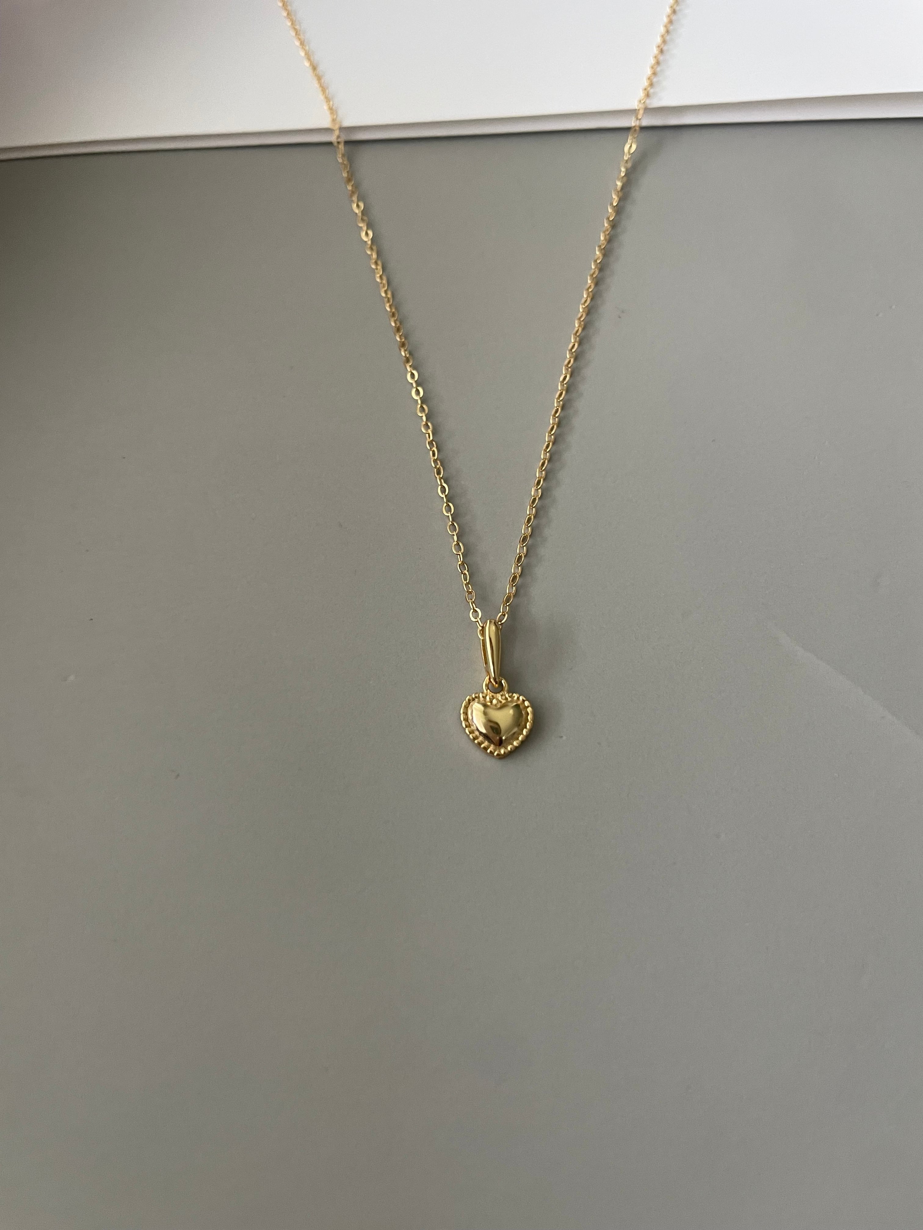 graceful heart necklace