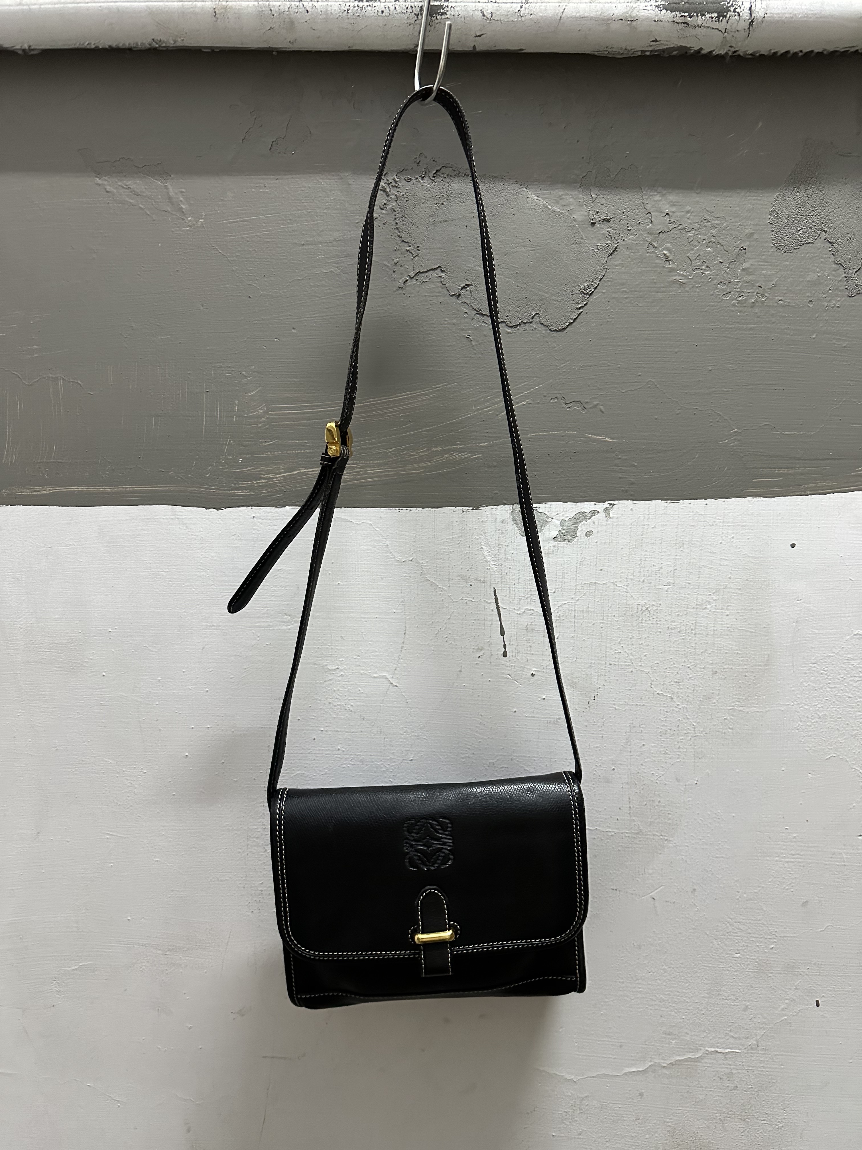 OLD LOEWE 80~90’s LOEWE Anagram Flap  Leather Shoulder Bag (Made In Spain)