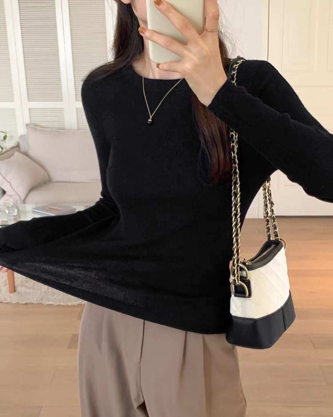 Nellie&Co.超彈力圓領針織上衣(特)