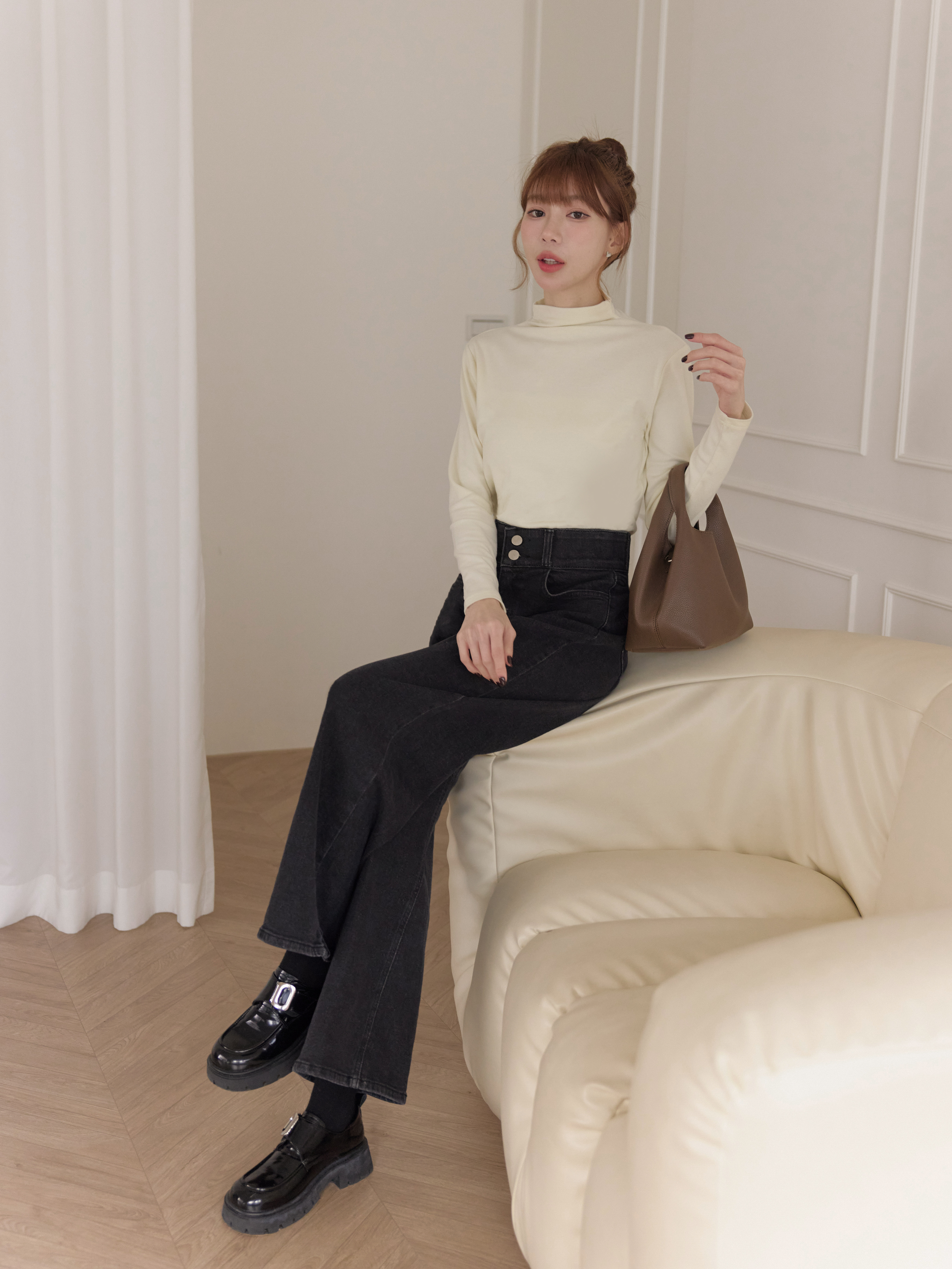 高腰雙釦長腿落地牛仔褲