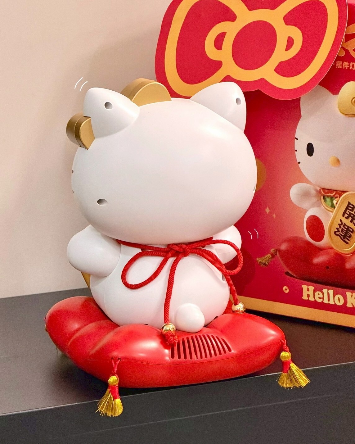 <正版授權>HELLO KITTY 招財貓小燈 三麗鷗 凱蒂貓 擺件 公仔 裝飾