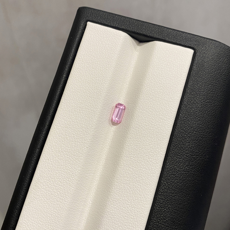 尖晶石 Spinel/0.61克拉