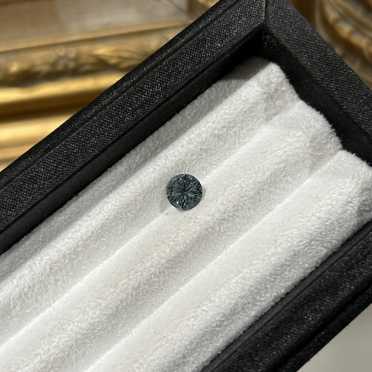 尖晶石 Spinel/1.18克拉