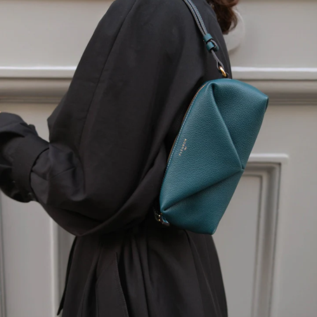 1FL0104-227 [FLEURON] Mini Trinity Bleu Pacifique #MAF09VG4526PCB (EU)