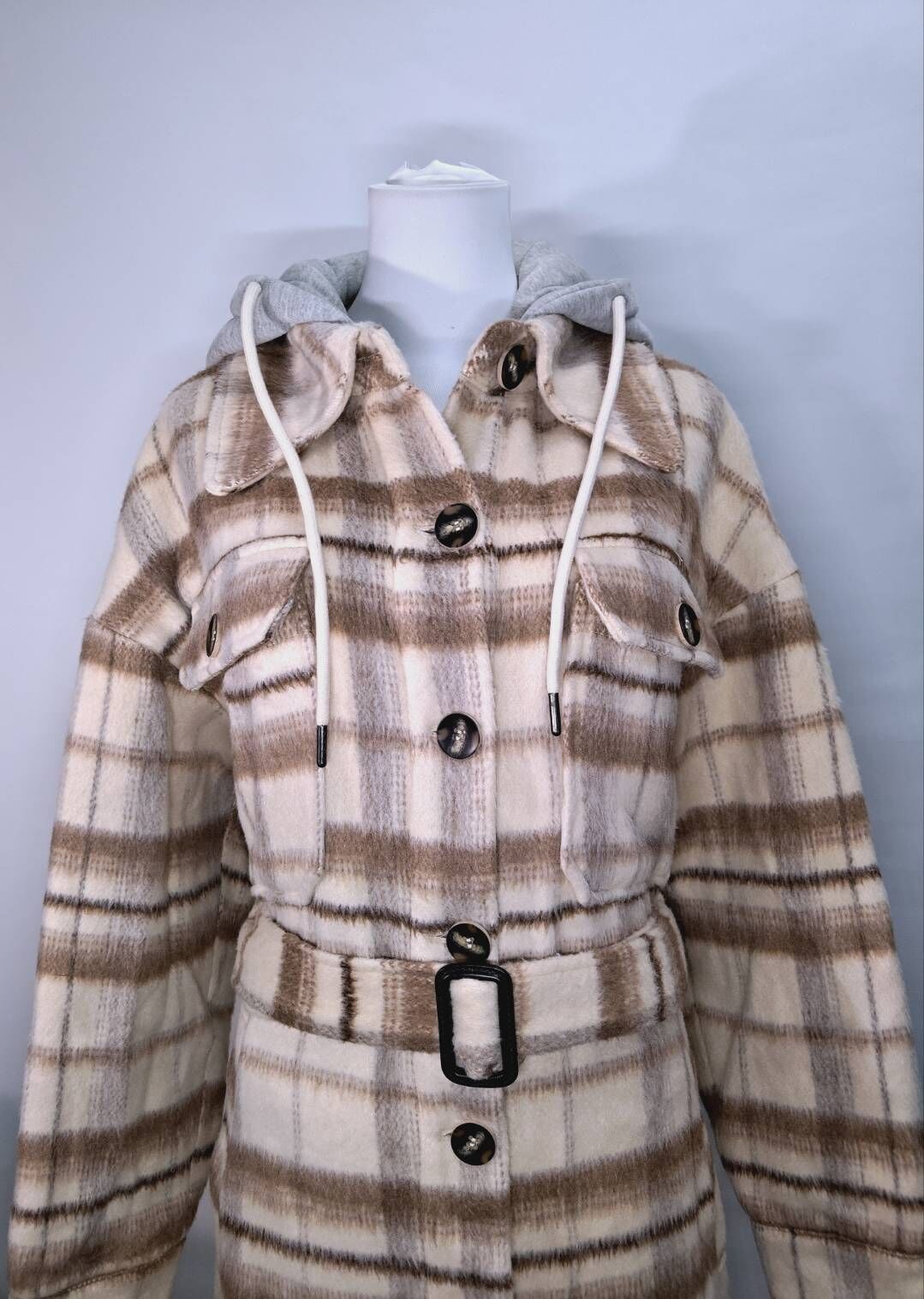 韓系時尚風暖杏格紋連帽綁帶長版大衣 C99