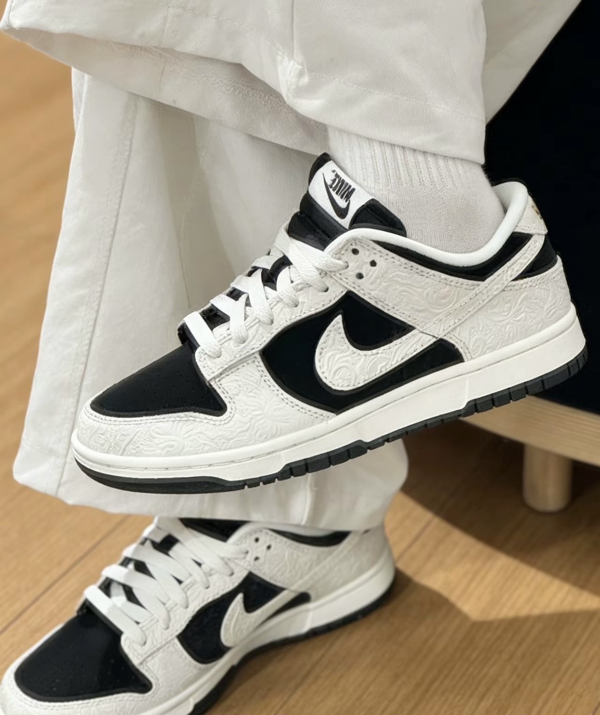 【預購】Nike Dunk Low 馬年 黑白 熊貓 新年限定  浮雕 女鞋 IF3944-001