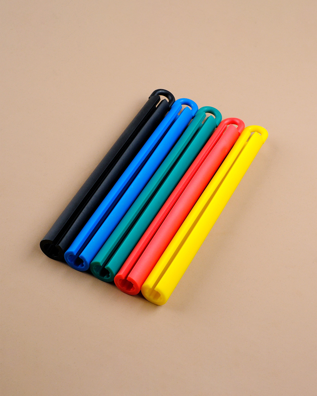 Gravity Cue Hanger (Rubber)