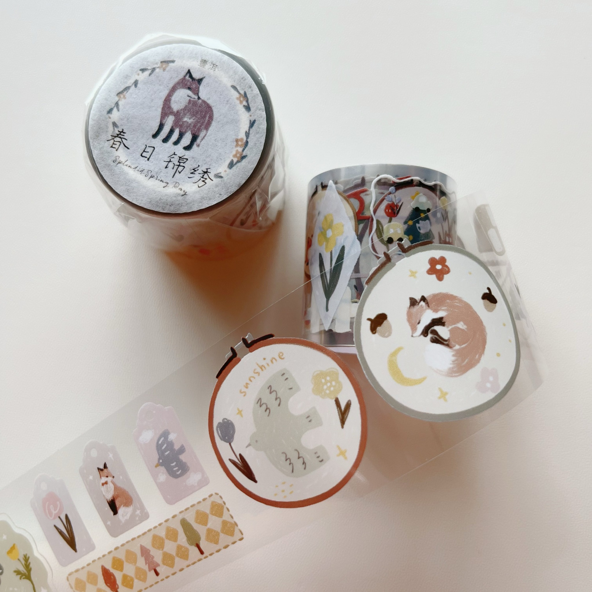 Yier Creative Studio - Spring Splendor