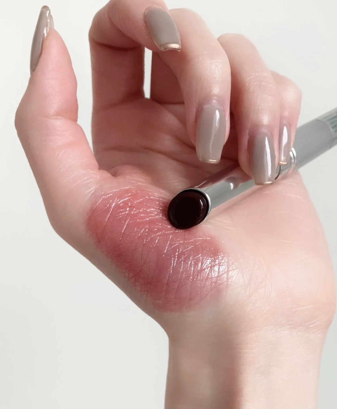 Clinique 倩碧 黑蜜漿果潤唇膏