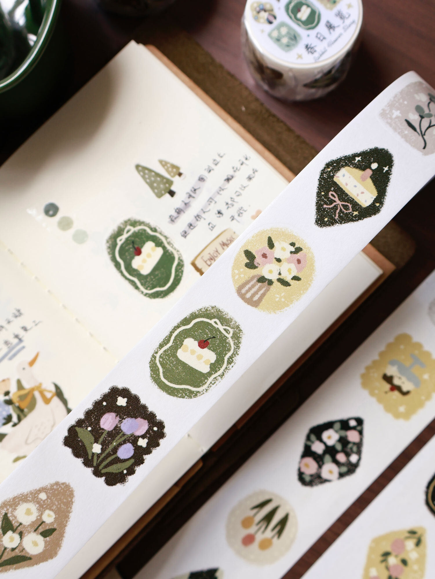 Yier Creative Studio - Spring Exhibition Kiss Cut