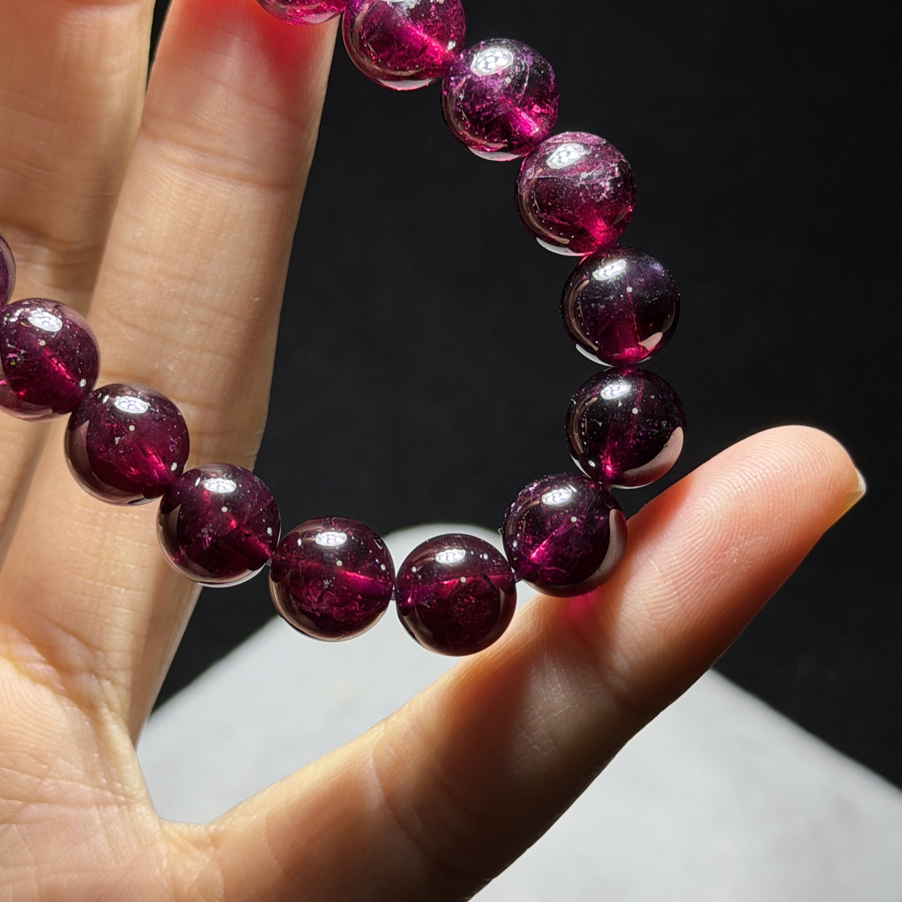 高級紫牙烏石榴石 9+mm GA1553