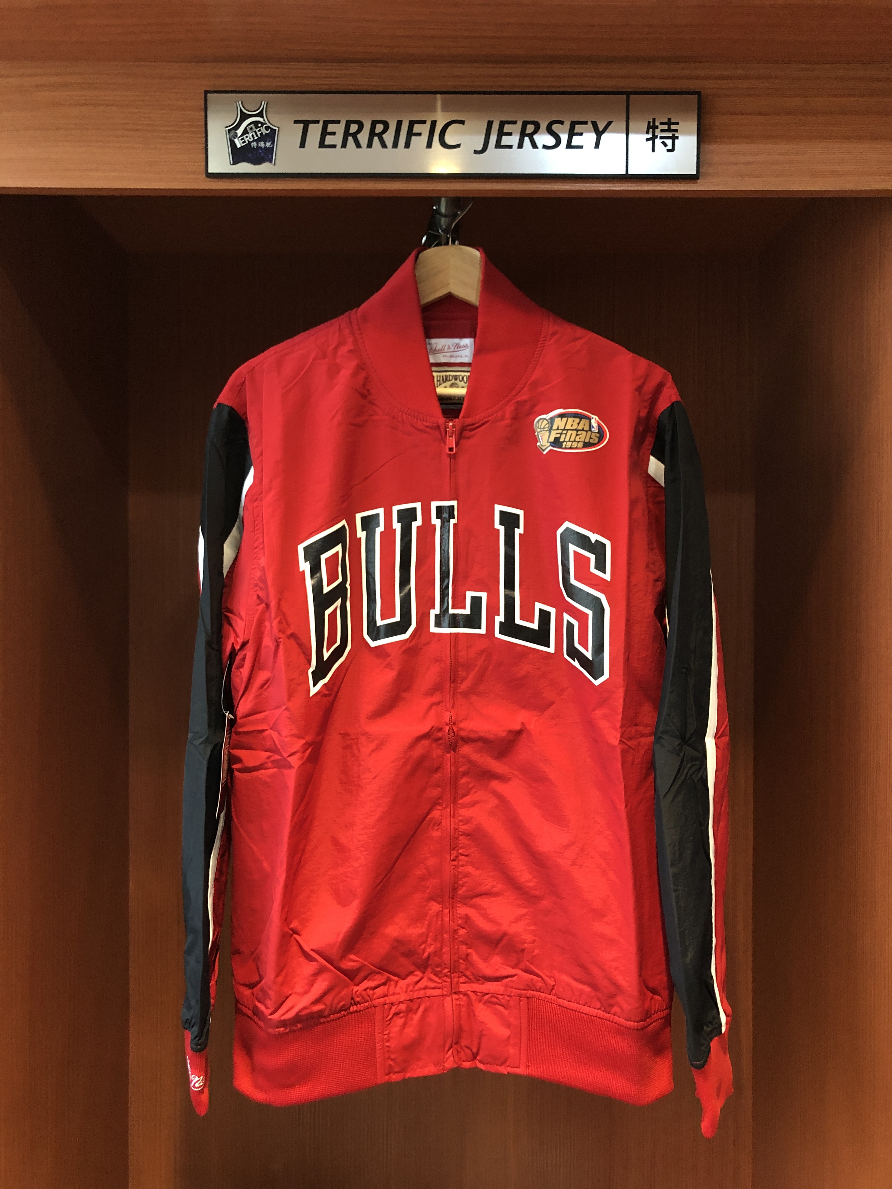 NBA外套 Chicago Bulls 芝加哥公牛紅 冠軍 復古熱身外套 M&N HWC Warm Up Jacket 全新