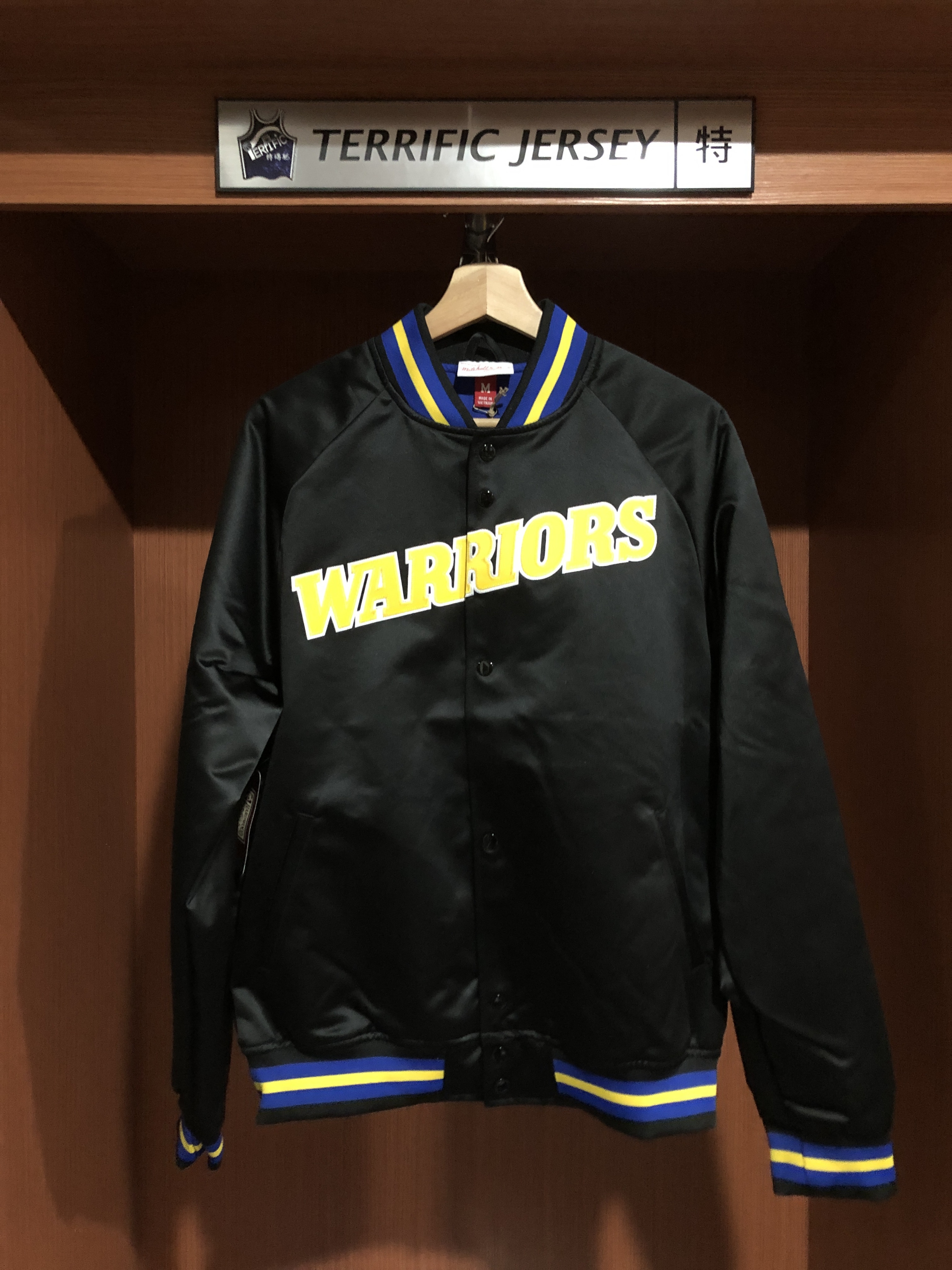 NBA外套 Golden State Warriors 金州勇士黑 輕量化棒球外套 M&N HWC Lightweight Satin Jacket 全新