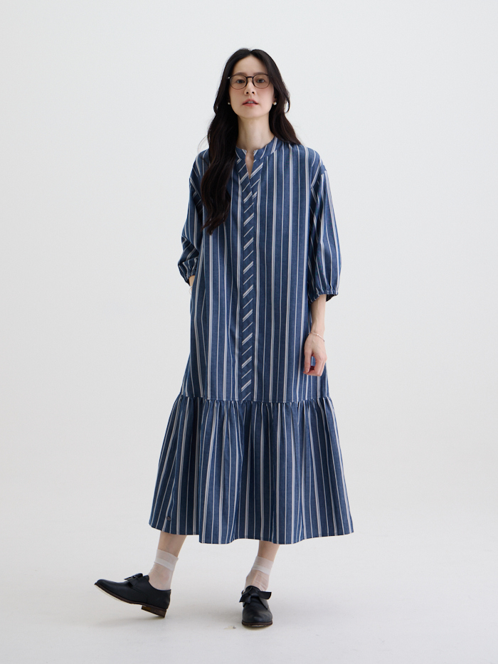 小豆島休日剪接長洋裝-藍底白條