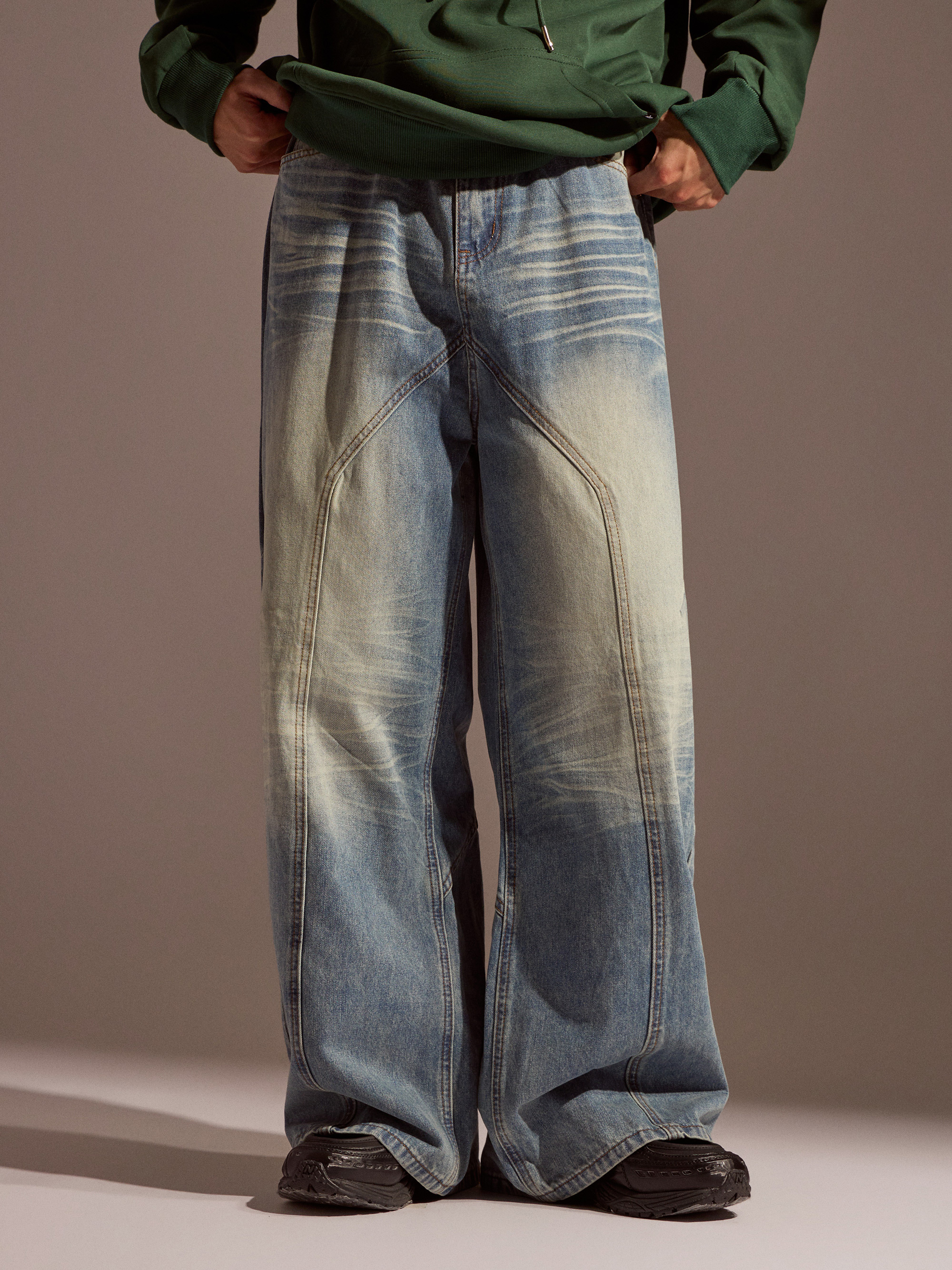 行走摺痕藝術大師褲